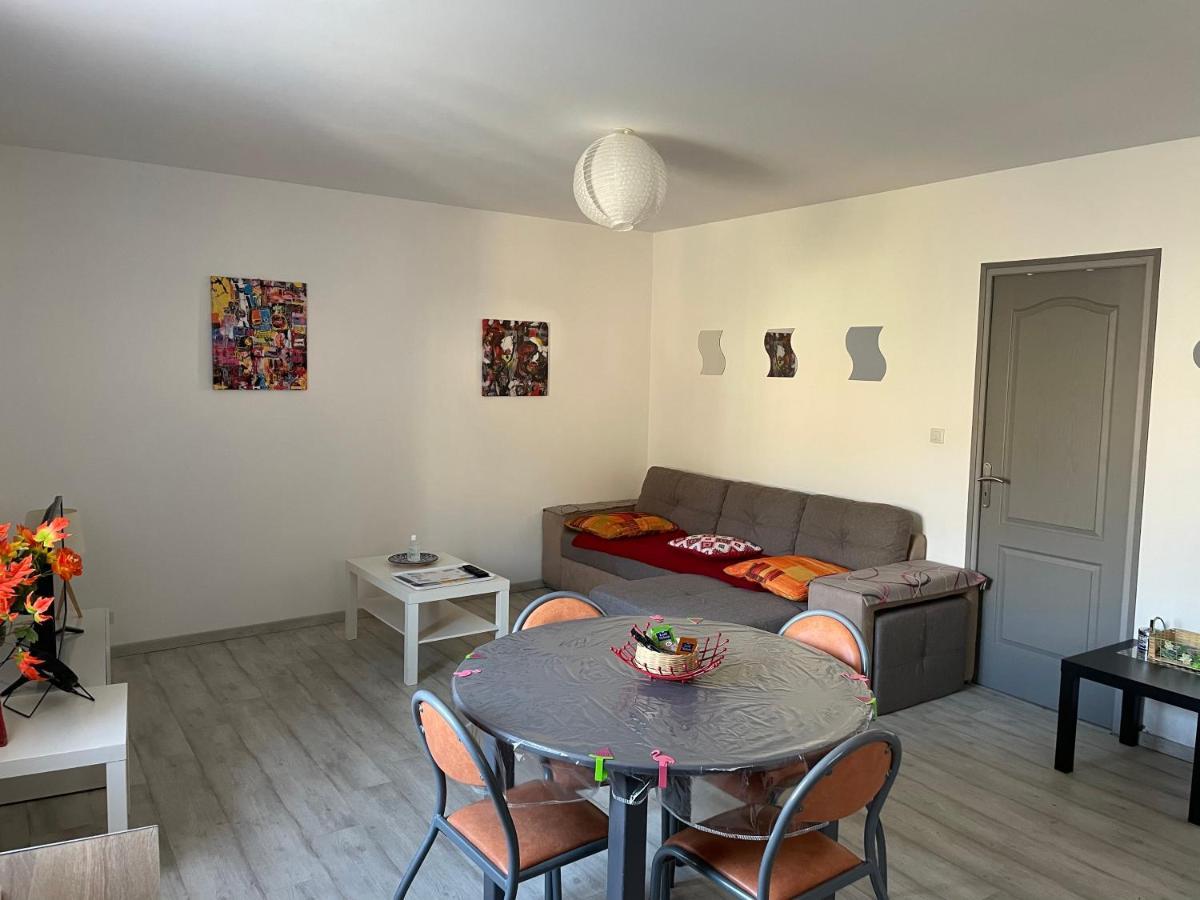 La Desirade Apartment Catllar Exterior photo
